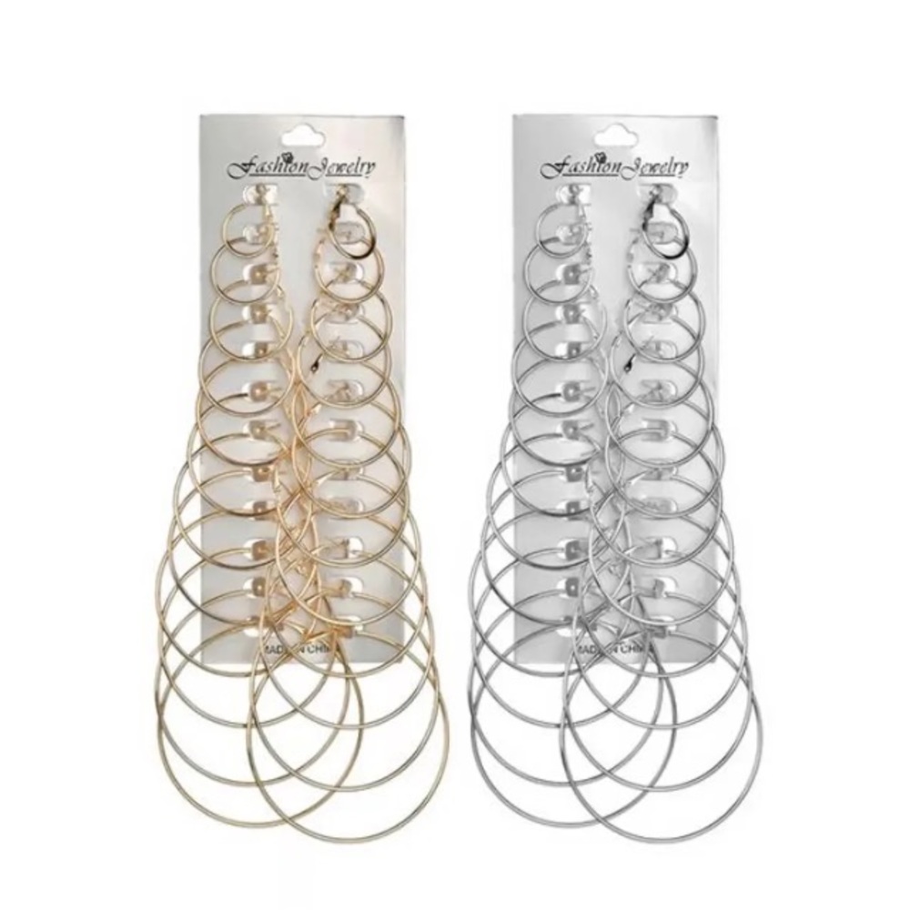 Set if 20 hoops earrings